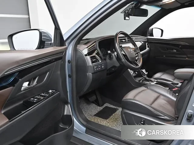 Ssangyong Beautiful Korando 2020 Серый из Кореи, фото 2