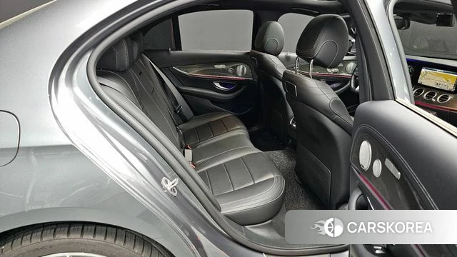 Mercedes-Benz E-Class W213 2019 Серый из Кореи, фото 2