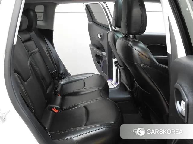 Jeep Compass 2nd Generation 2019 Белый из Кореи, фото 2