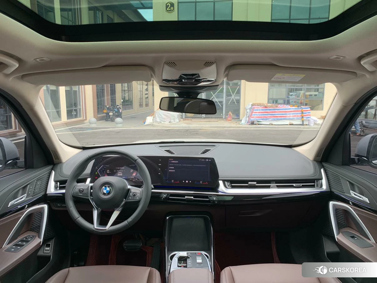BMW X1 2023 Белый из Китая, фото 2