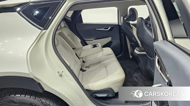 Kia EV6 2022 Жемчужный цвет из Кореи, фото 2