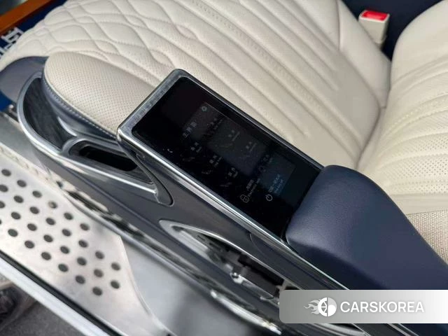 Buick GL8 2021 Белый из Китая, фото 2
