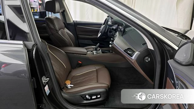 BMW 6 Series GT (G32) 2020 Серый из Кореи, фото 2