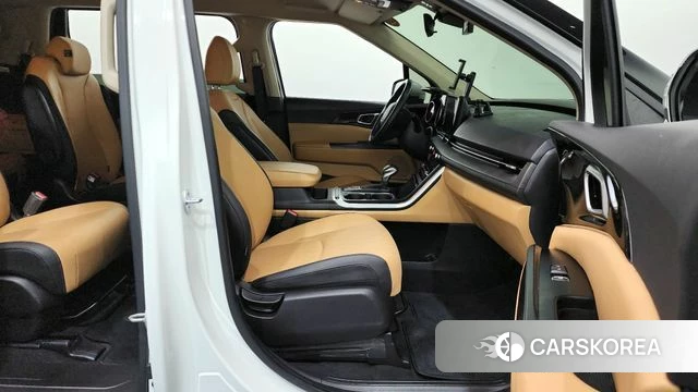 Kia Carnival 4th generation 2022 Белый из Кореи, фото 2