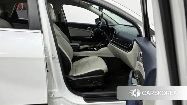 Kia Sportage 5th Generation 2021 Белый из Кореи, фото 2