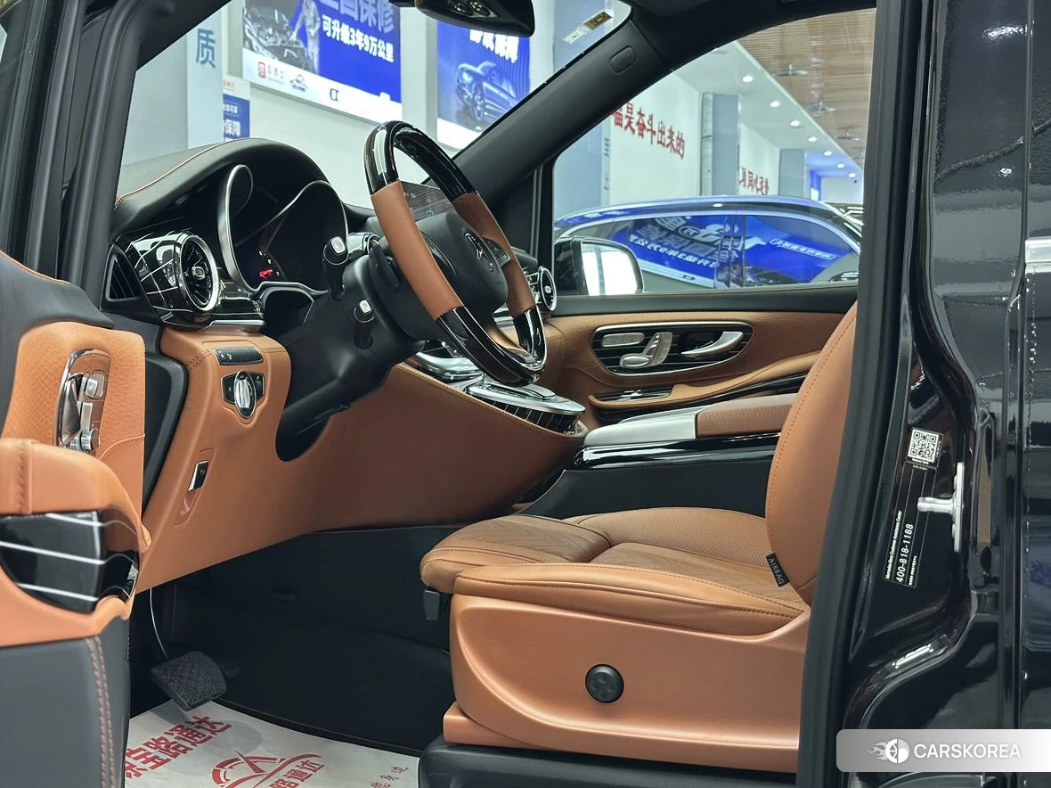 Mercedes-Benz V-class 2022 Черный из Китая, фото 2