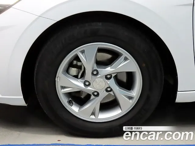 Hyundai Avante (CN7) 2020 Белый из Кореи, фото 2