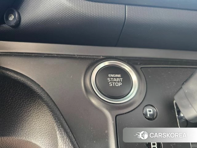 Kia The New Kia Ray 2023 Черный из Кореи, фото 2