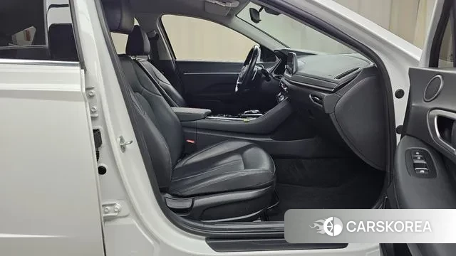 Hyundai Sonata (DN8) 2022 Белый из Кореи, фото 2