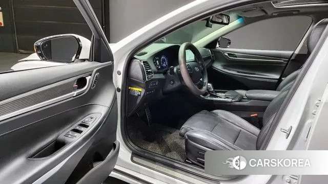 Hyundai Grandeur IG 2018 Белый из Кореи, фото 2