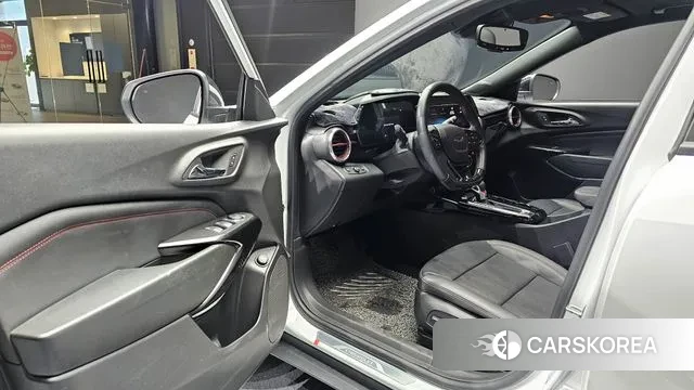 Chevrolet (GM Daewoo) Trax Crossover 2023 Белый из Кореи, фото 2