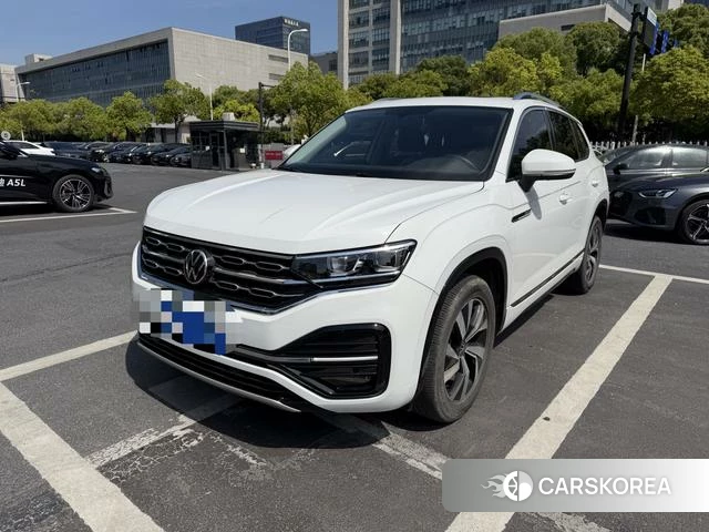 Volkswagen Tanyue 2022 Белый из Китая, фото 2
