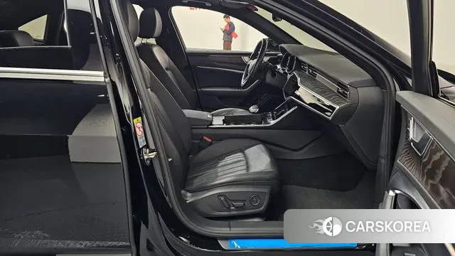 Audi A6 (C8) 2021 Черный из Кореи, фото 2