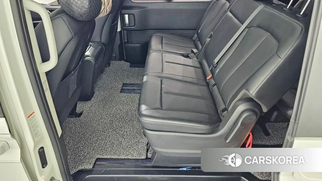 Hyundai Staria 2022 Белый из Кореи, фото 2