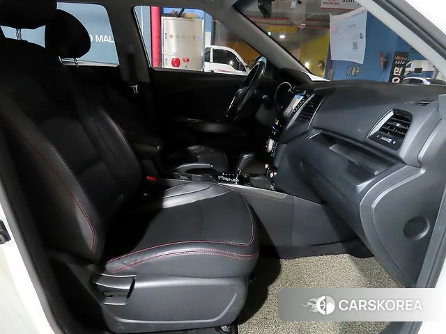 Ssangyong Tivoli Air 2018 Белый из Кореи, фото 2