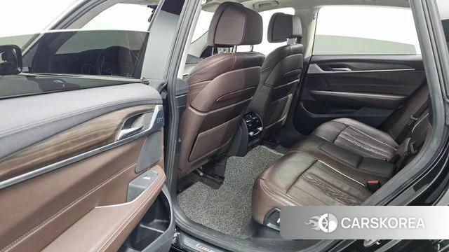 BMW 6 Series GT (G32) 2019 Черный из Кореи, фото 2