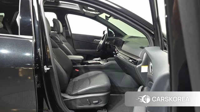 Kia The New Sportage 5th Generation Hybrid 2025 Черный из Кореи, фото 2