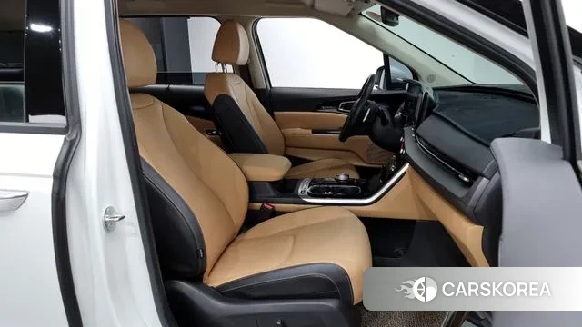 Kia Carnival 4th generation 2023 Белый из Кореи, фото 2