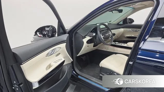 Genesis GV70 2023 Синий из Кореи, фото 2