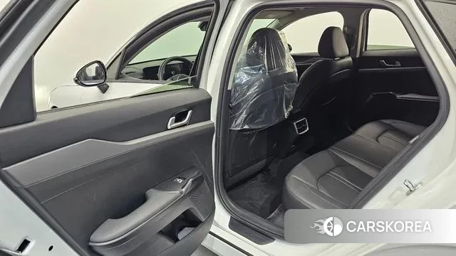 Kia The New K5 3rd generation 2024 Белый из Кореи, фото 2