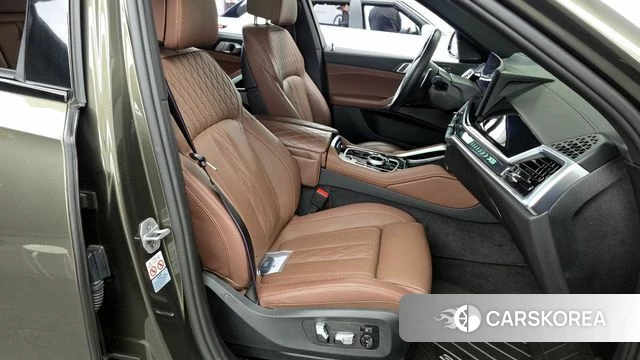 BMW X6 (G06) 2024 Коричневый из Кореи, фото 2
