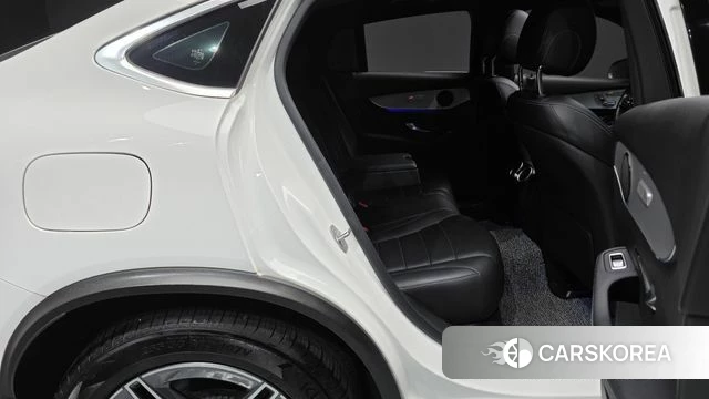 Mercedes-Benz GLC-Class X253 2021 Белый из Кореи, фото 2