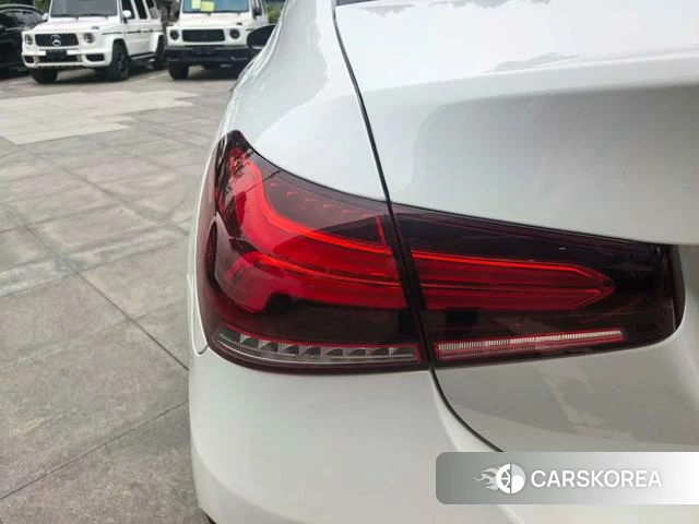 Mercedes-Benz Class A 2023 Белый из Китая, фото 2