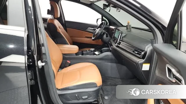 Kia Sportage 5th Generation Hybrid 2021 Черный из Кореи, фото 2