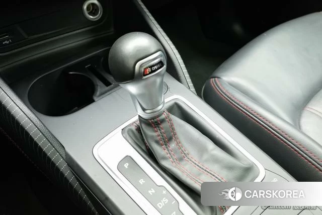 Audi Q2L 2023 Белый из Китая, фото 2