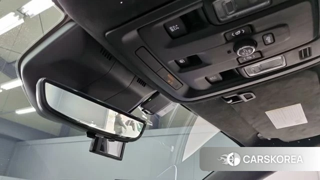 Cadillac Escalade 5th Generation 2025 Черный из Кореи, фото 2