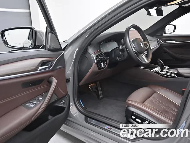 BMW 5 Series (G30) 2020 Серый из Кореи, фото 2