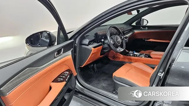 Kia The New K5 3rd generation 2024 Серый из Кореи, фото 2