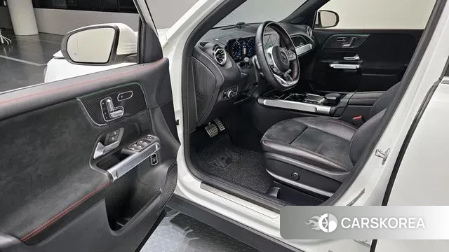 Mercedes-Benz GLB-Class X247 2021 Белый из Кореи, фото 2