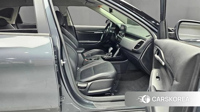 Kia Seltos 2020 Серый из Кореи, фото 2