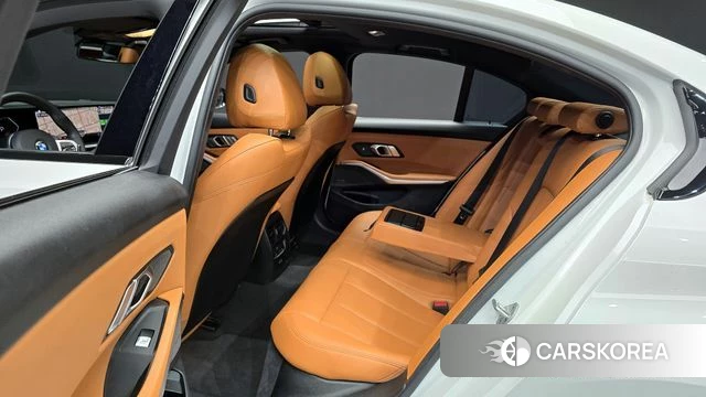 BMW 3 Series (G20) 2024 Белый из Кореи, фото 2