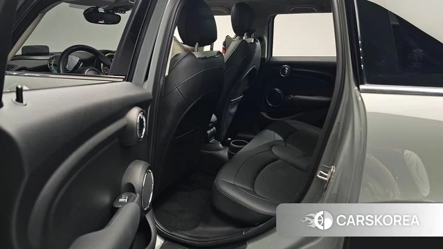 Mini Cooper 2021 Серебристо-серый из Кореи, фото 2