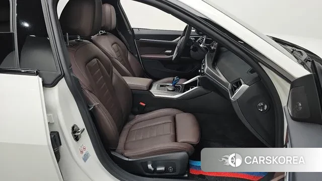 BMW i4 2023 Белый из Кореи, фото 2