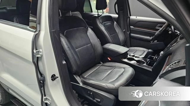 Ford Explorer 2019 Белый из Кореи, фото 2
