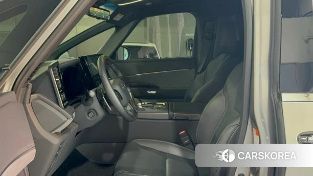 Lexus LM Second Generation 2025 Серебристо-серый из Кореи, фото 2
