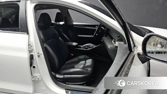 Kia K5 3rd generation 2022 Белый из Кореи, фото 2