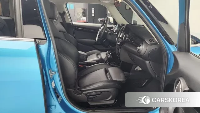 Mini Cooper 2018 Небесно-голубой из Кореи, фото 2