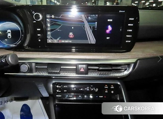 Kia K5 3rd generation 2022 Серебристо-серый из Кореи, фото 2