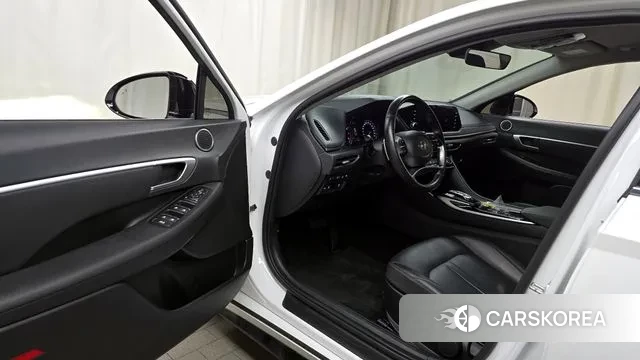 Hyundai Sonata (DN8) 2022 Белый из Кореи, фото 2