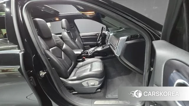 Porsche New Cayenne 2018 Черный из Кореи, фото 2