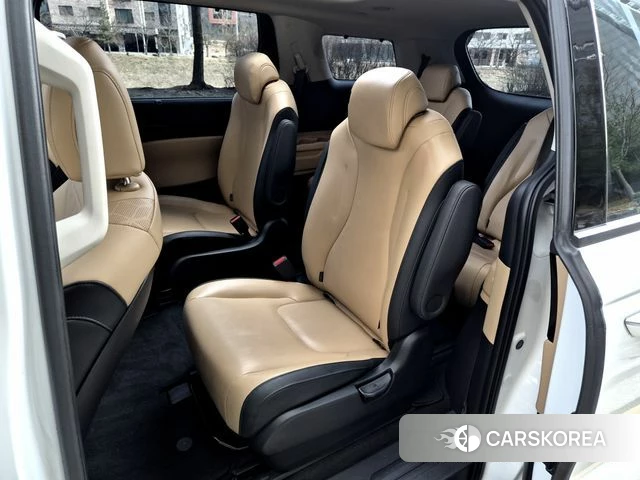 Kia Carnival 4th generation 2023 Белый из Кореи, фото 2