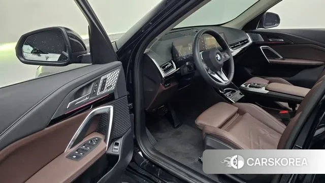 BMW X1 (U11) 2025 Черный из Кореи, фото 2