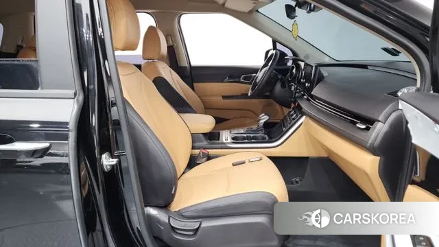 Kia Carnival 4th generation 2023 Черный из Кореи, фото 2