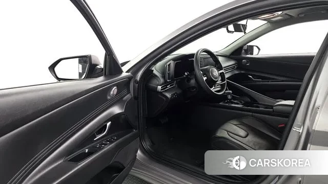 Hyundai Avante Hybrid (CN7) 2022 Серый из Кореи, фото 2