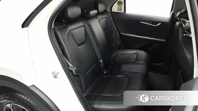 Kia Di Ol Nu Niro 2022 Белый из Кореи, фото 2