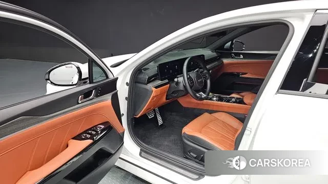 Kia The New K5 Hybrid 3rd generation 2024 Белый из Кореи, фото 2